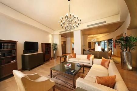 Trident Bandra Kurla - 90