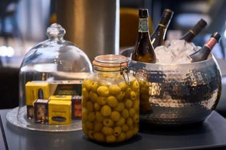 Catalonia Plaza Catalunya - 25