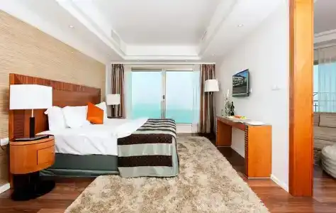 Daniel Dead Sea - 0