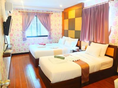 Baan Term Fun Saen Suk - 23