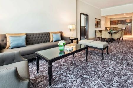 Golden Tulip - 35