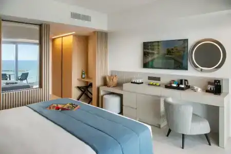 Mercure Larnaca Beach - 38