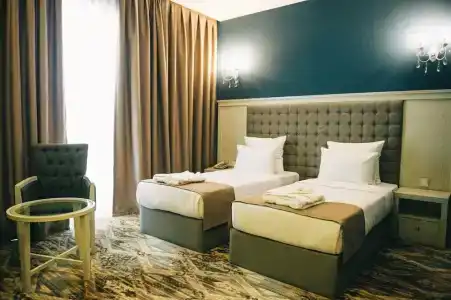 Emerald Suite - 36