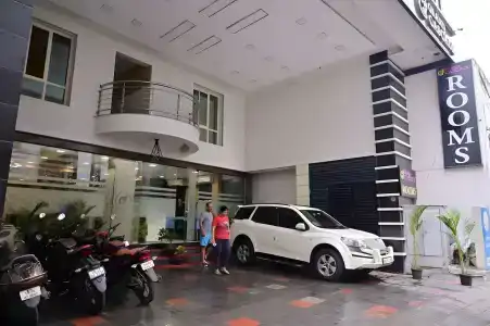 Grand Cascade Chennai - 18