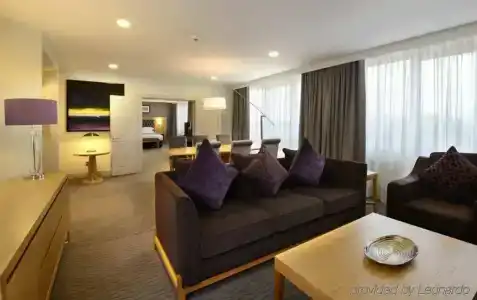 Clayton Burlington Road - 16