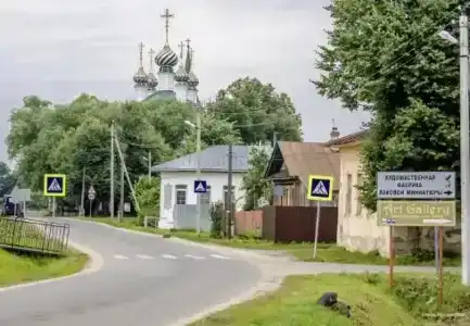 Московский - 8