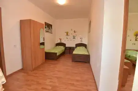 у двух сестёр - 33