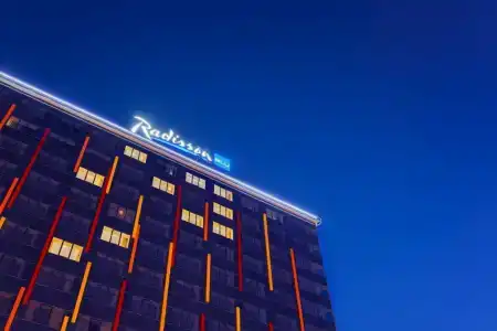 Radisson Blu - 93