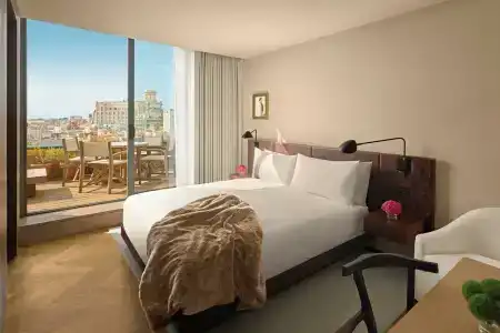 The Barcelona Edition - 10