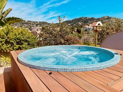 Best Western Premier Le Patio des Artistes Wellness Jacuzzi - 27