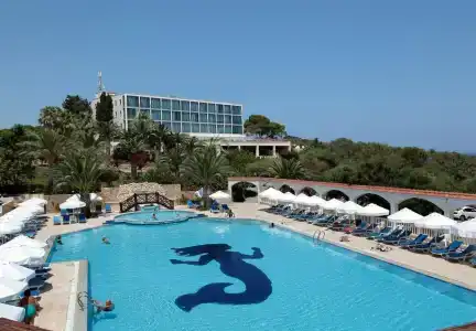 Denizkizi & Denizkizi Royal Seafront Resort & Restaurant & Beach Club - 6
