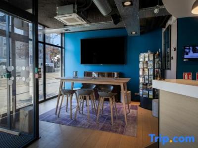 Holiday Inn Express - Le Havre Centre - 56