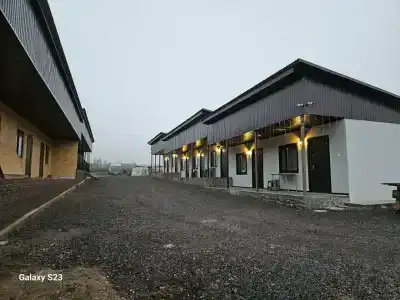 Московский - 8