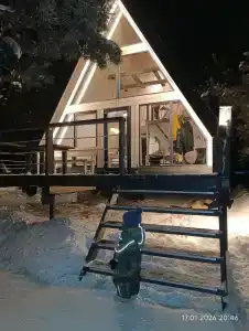 Still - 4