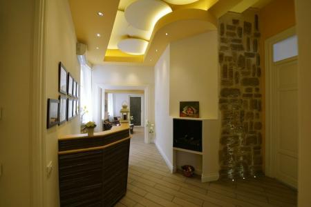 *1*7*4* Via Roma - 15