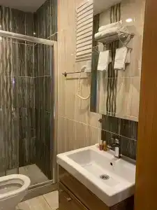 Riverland Suites - 8