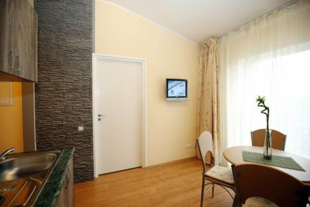Apart Tomo Free Parking - 37
