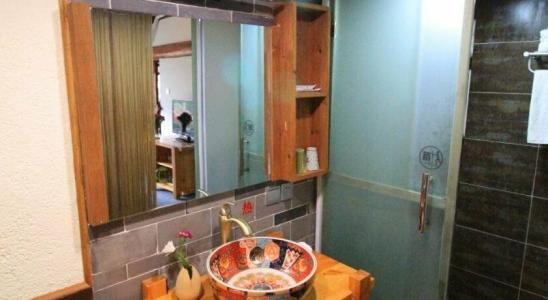 Cabin 7 Inn - 7