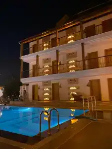 Amore Teki̇rova - 36