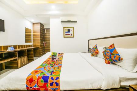 FabSapphire Inn - 55