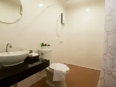 Greenleaf Hostel - Sha - 44