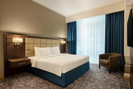 Golden Tulip - 45