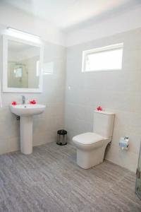 The Orchard Holiday Home - 36