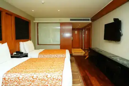 Gokulam Grand & Spa Bangalore - 11