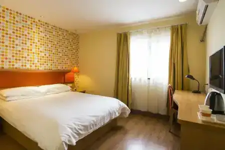 Sheraton Grand Wuhan Hankou - 1