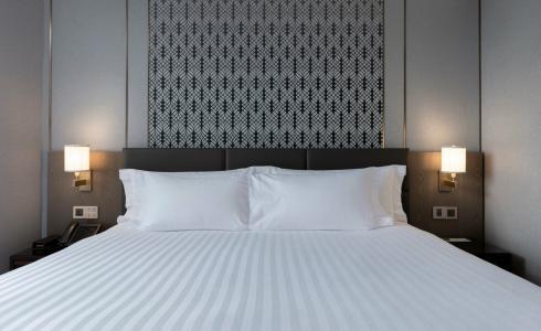 Centara Grand At Centralworld - Sha Extra Plus Certified - 77