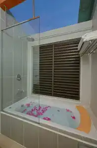 Embudu Village Resort - 10