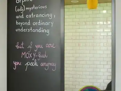 Moxy Frankfurt Airport - 48