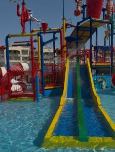 Albatros White Beach - 86