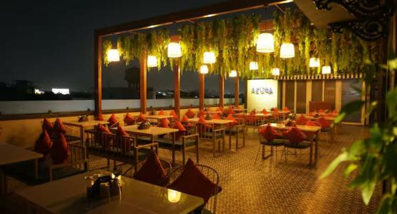 FabSapphire Inn - 23