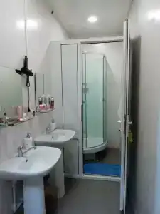 YU Hostel - 11