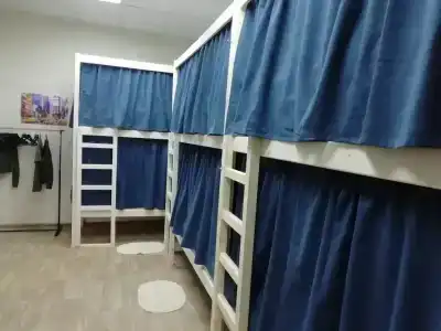 YU Hostel - 14