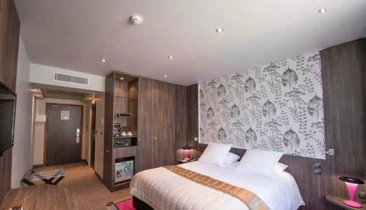 Best Western Premier Le Patio des Artistes Wellness Jacuzzi - 95