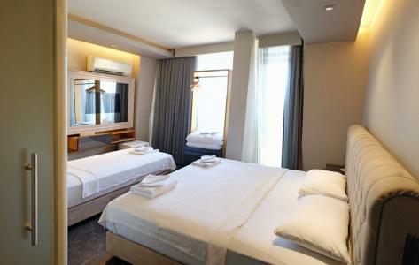 Upperhouse - 38