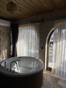 Angel Cave Suite - 10