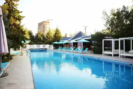 Александр - 40