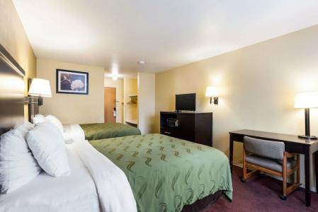 Quality Inn Airport - 42
