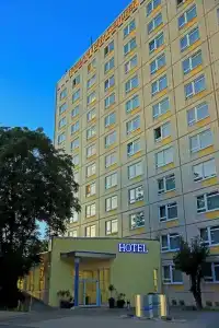 Am Terrassenufer - 0