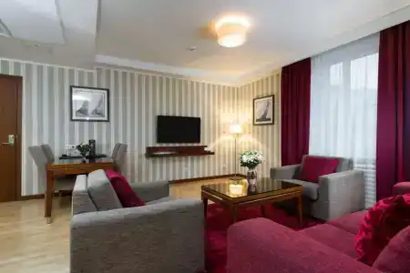 Palace Bridge Hotel - 97