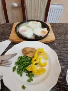 Губернский - 85