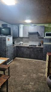 Parwan - 8