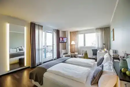 The Flag züRich - 2