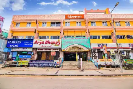 FabExpress Picnic Plaza Mylapore