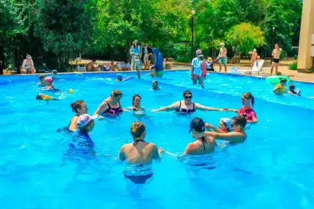 Семейный курорт - 6