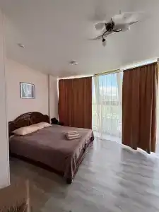 Кремлевский - 54