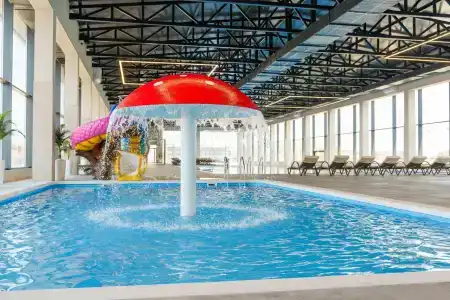 Zenith Resort & Spa - 8